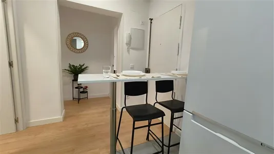 Rooms in Madrid Chamberí - photo 4