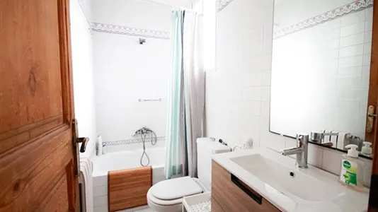 Rooms in Barcelona Eixample - photo 4