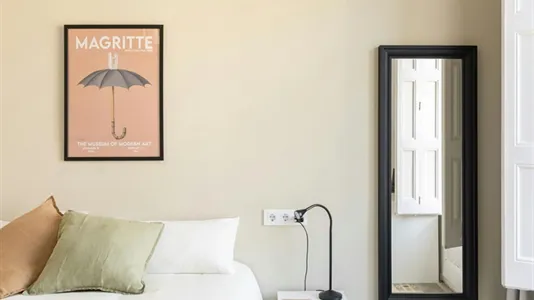Rooms in Barcelona Eixample - photo 7
