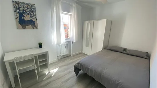 Rooms in Adaro - photo 3