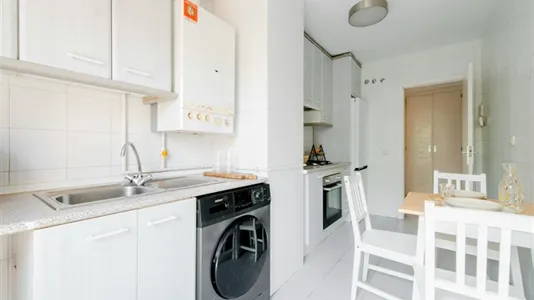 Rooms in Madrid Chamberí - photo 10