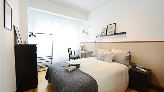 Rooms in Bilbao - photo 4