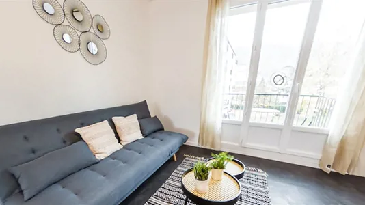 Rooms in Grenoble - photo 2
