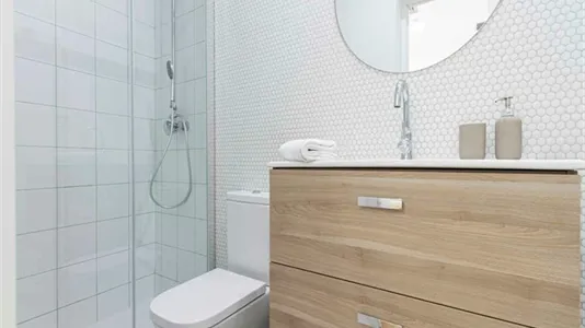 Rooms in Madrid Centro - photo 6