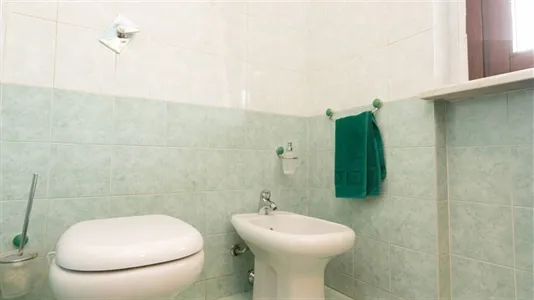 Rooms in Bernate Ticino - photo 8