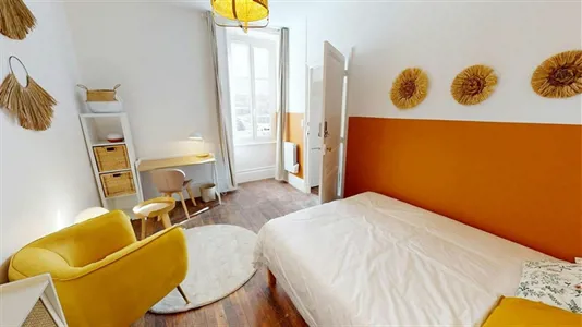 Rooms in Lyon - photo 2