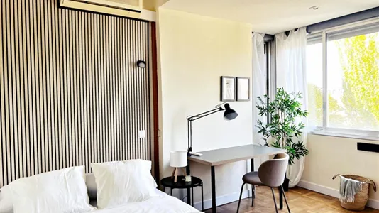 Rooms in Madrid Moncloa-Aravaca - photo 2
