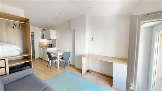 Apartments in Lyon - photo 3