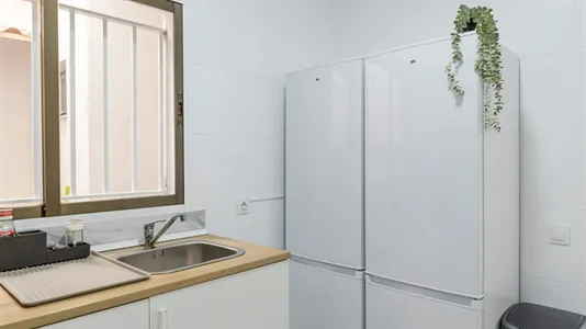 Rooms in Getafe - photo 9