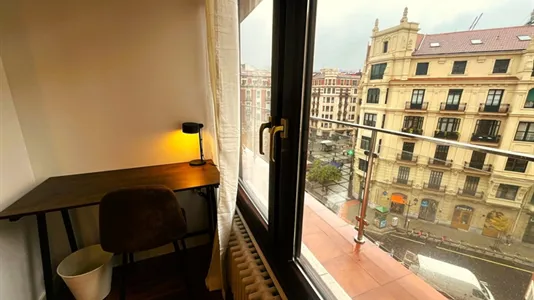 Rooms in Bilbao - photo 7