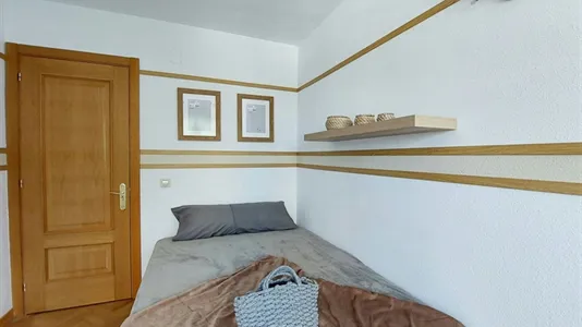 Rooms in Madrid Chamartín - photo 9