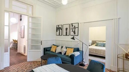 Apartments in Barcelona Eixample - photo 4