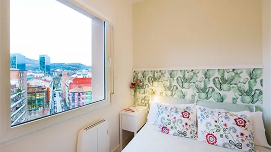 Rooms in Bilbao - photo 5