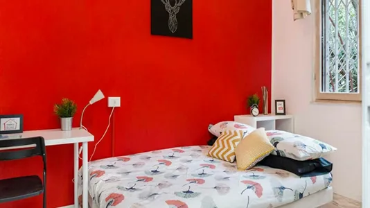 Rooms in Milano Zona 6 - Barona, Lorenteggio - photo 1