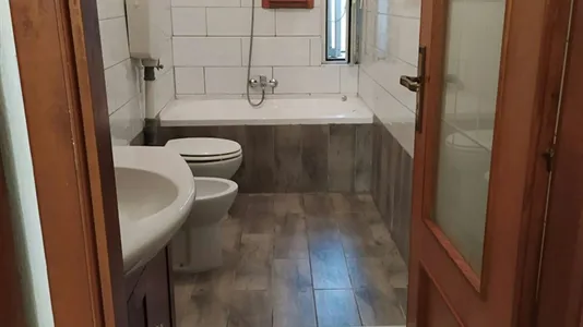 Rooms in Napoli Municipalità 4 - photo 6