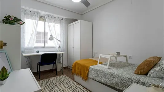 Rooms in Valencia Poblats Marítims - photo 4