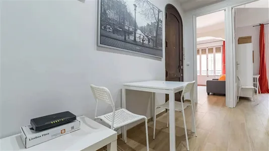 Rooms in Valencia Extramurs - photo 4