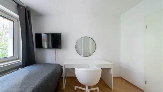 Rooms in Frankfurt Innenstadt II - photo 3