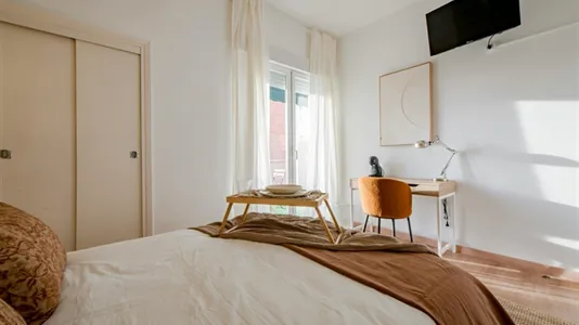 Rooms in Madrid Chamartín - photo 2