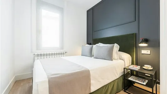 Apartments in Madrid Retiro - photo 8