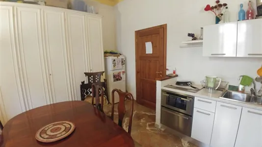 Rooms in Florence - photo 4
