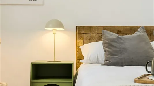 Rooms in Barcelona Eixample - photo 5