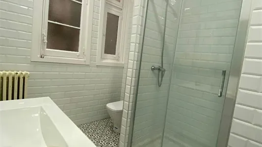 Rooms in Madrid Centro - photo 7