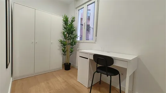 Rooms in Madrid Chamberí - photo 7