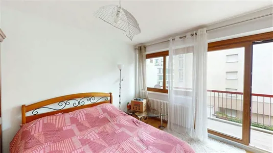 Rooms in Saint-Julien-en-Genevois - photo 2