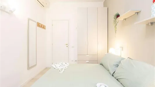 Rooms in Milano Zona 5 - Vigentino, Chiaravalle, Gratosoglio - photo 2