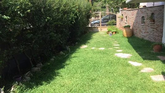 Houses in Athens Agios Nikolaos - photo 4