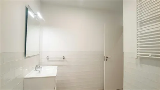 Rooms in Barcelona Eixample - photo 7