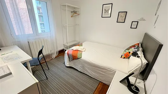 Rooms in Bilbao - photo 7