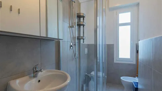 Rooms in Milano Zona 8 - Fiera, Gallaratese, Quarto Oggiaro - photo 7