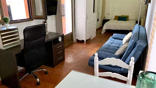 Apartments in Granada - photo 9