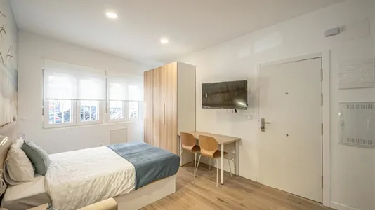 Apartments in Los Claveles - photo 3