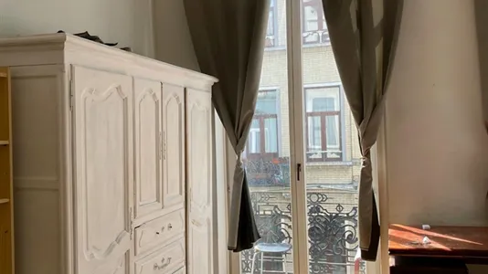 Rooms in Brussels Sint-Gillis - photo 6