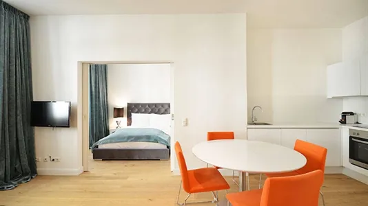 Apartments in Frankfurt Süd - photo 4