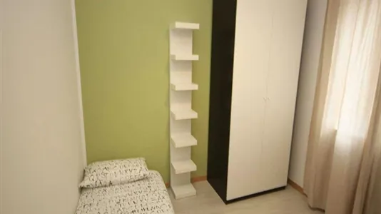 Rooms in Milano Zona 1 - Centro storico - photo 2