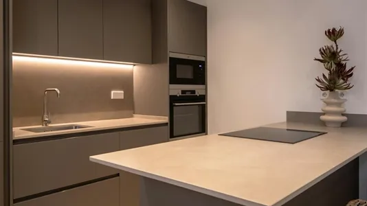 Apartments in Barcelona Ciutat Vella - photo 8