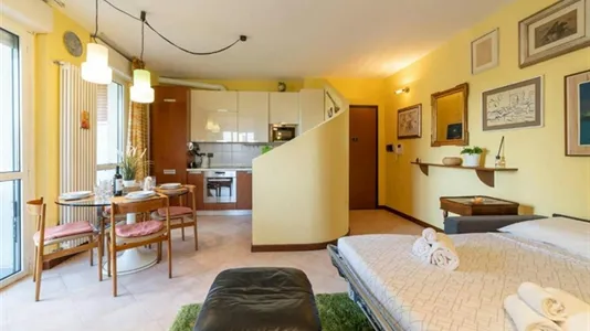 Apartments in Milano Zona 8 - Fiera, Gallaratese, Quarto Oggiaro - photo 10