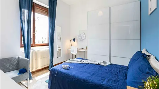 Rooms in Milano Zona 8 - Fiera, Gallaratese, Quarto Oggiaro - photo 6