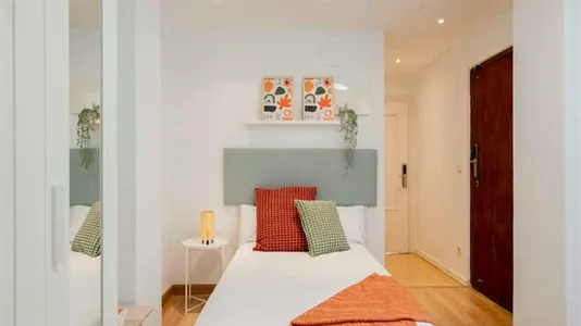 Rooms in Madrid Chamartín - photo 3