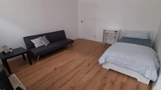 Apartments in Burgenlandkreis - photo 4