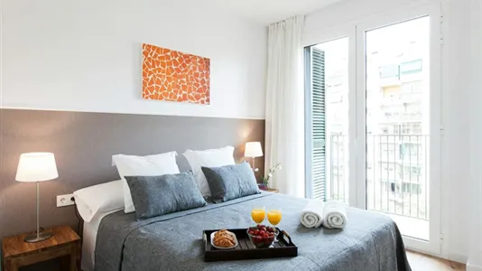 Apartments in Barcelona Eixample - photo 3
