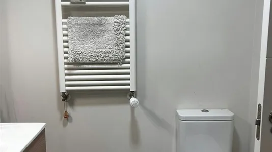 Rooms in Madrid Tetuán - photo 10