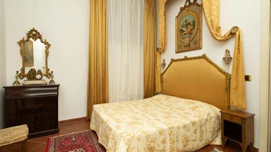 Apartments in Florence - photo 4
