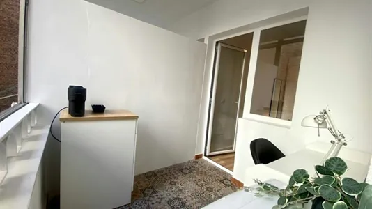 Rooms in Madrid Salamanca - photo 9