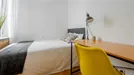 Room for rent, Madrid Chamberí, Madrid, &lt;span class=&quot;blurred street&quot; onclick=&quot;ProcessAdRequest(10900898)&quot;&gt;&lt;span class=&quot;hint&quot;&gt;See streetname&lt;/span&gt;[xxxxxxxxxxxxx]&lt;/span&gt;