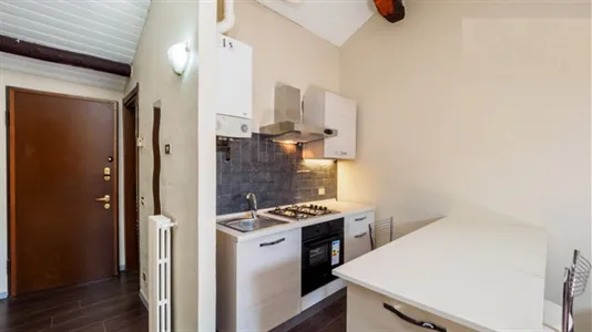 Apartments in Milano Zona 8 - Fiera, Gallaratese, Quarto Oggiaro - photo 9